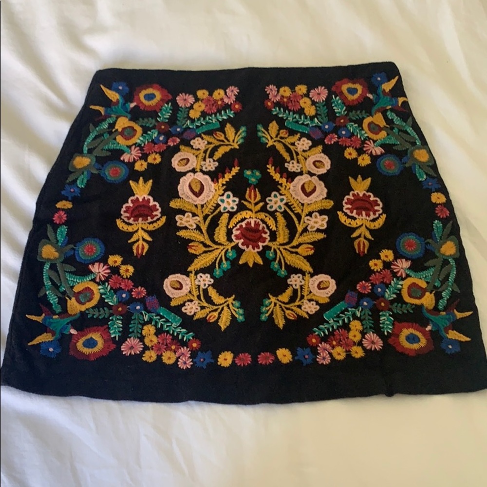 Multi color embroidered skirt